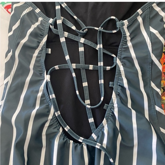 Albion THE MEGAN ONE-PIECE SWIMSUIT Green and White Stripe Medium - Picture 2 of 11